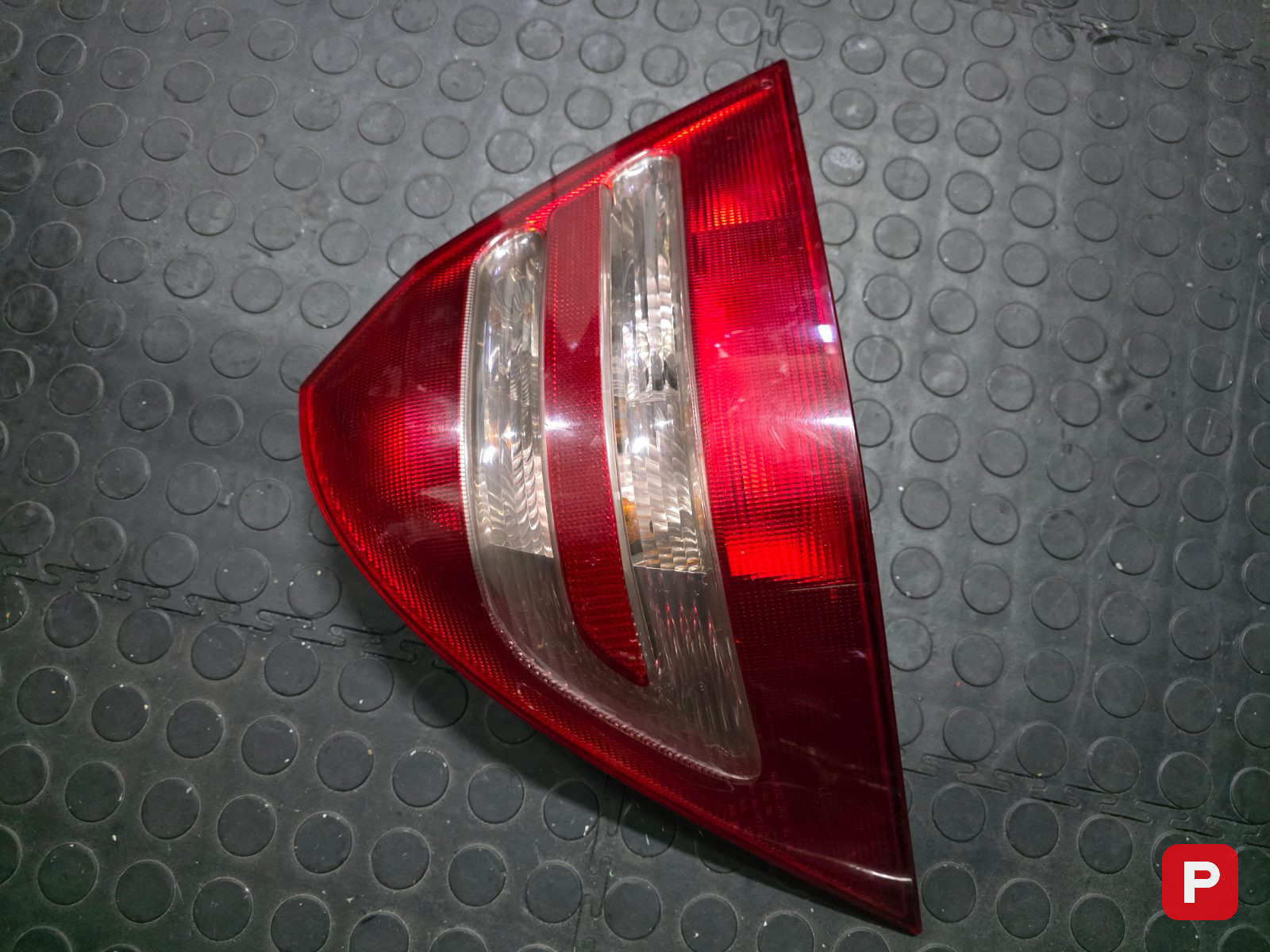 Tail light — MERCEDES C200 W203 — PTV-000303